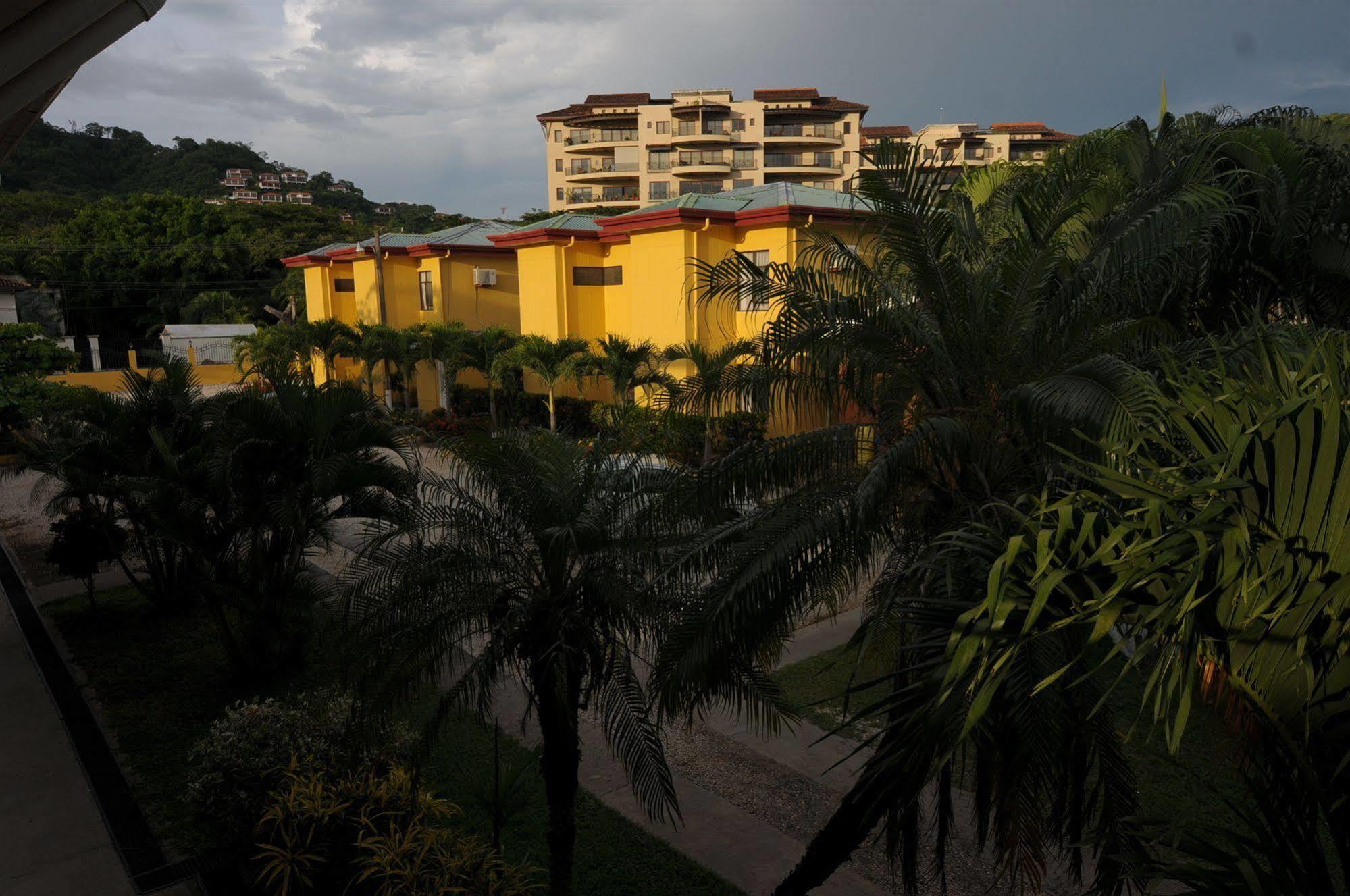 Hotel & Villas Huetares Playa Hermosa  Exterior photo