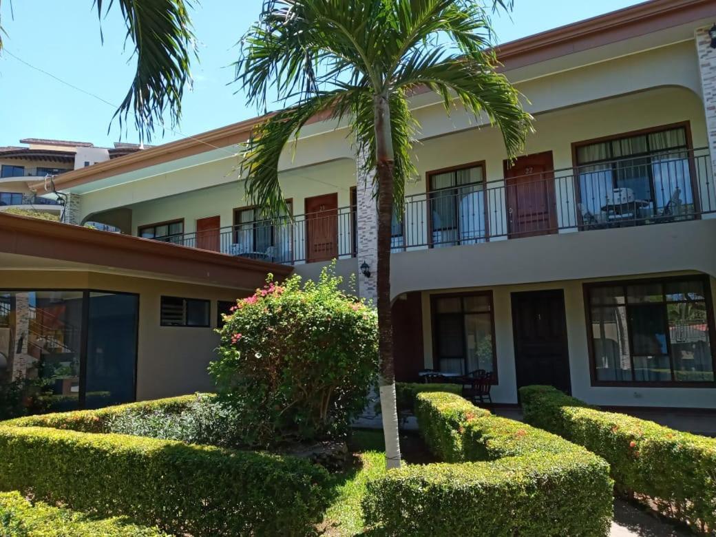 Hotel & Villas Huetares Playa Hermosa  Exterior photo